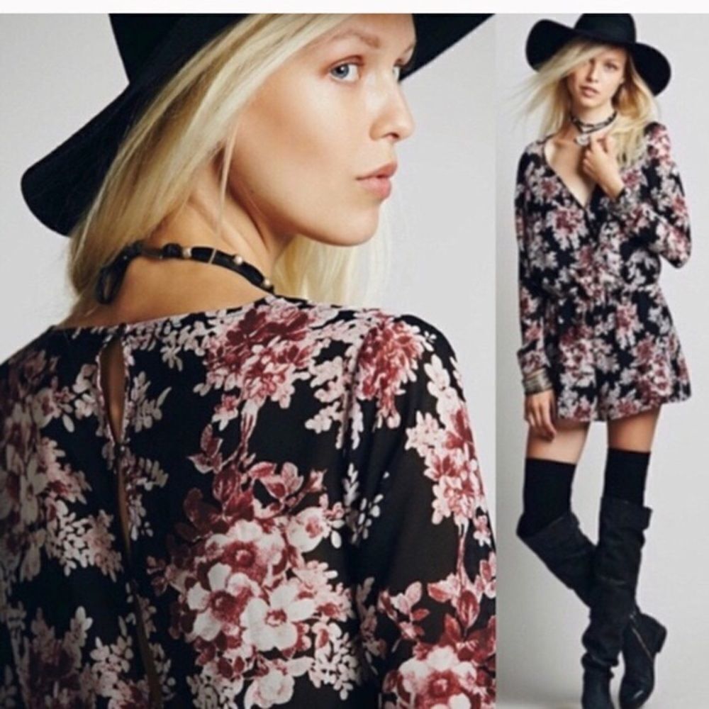 ✨HP✨Free People Womens Float Away Romper✨
